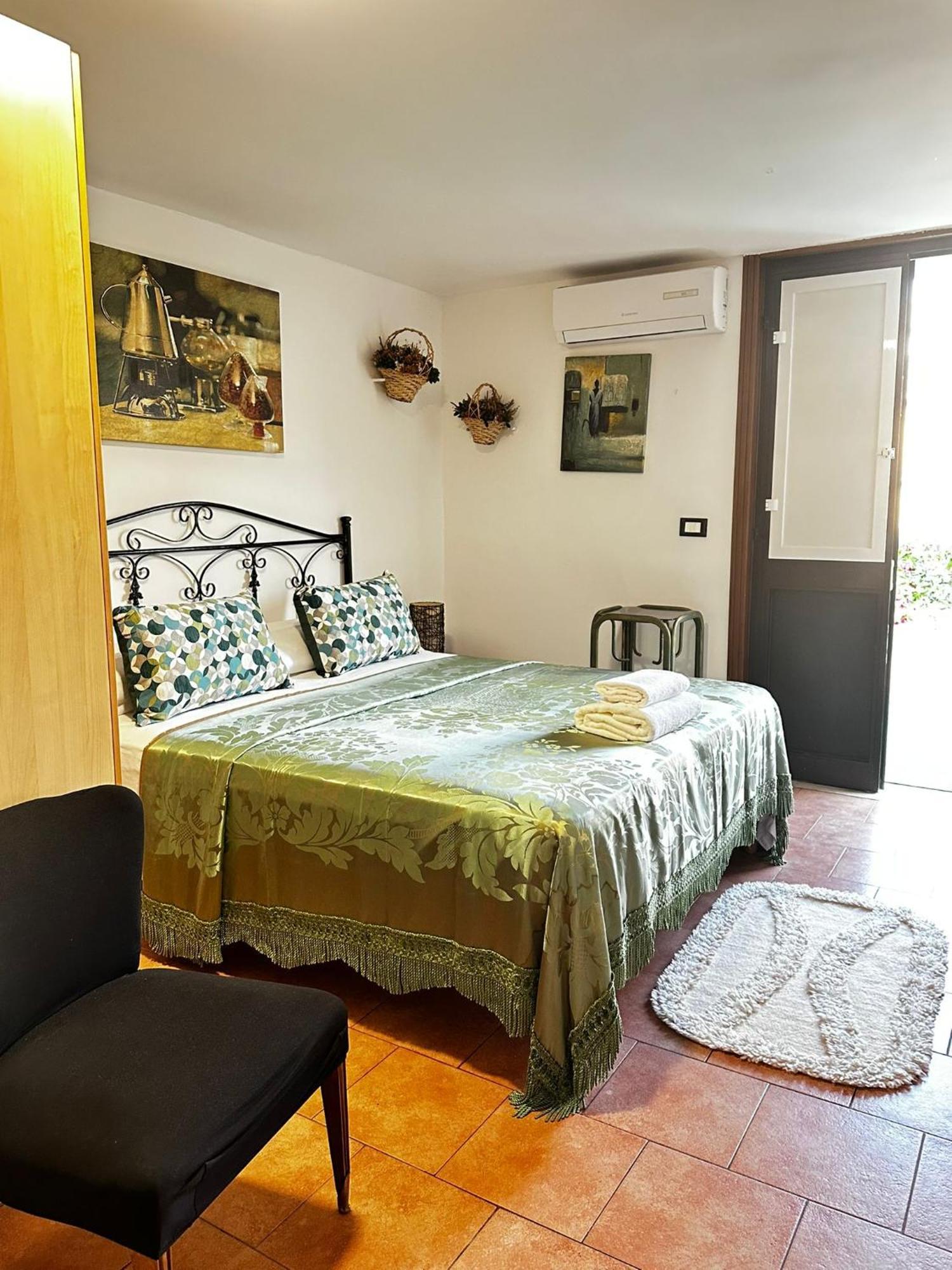Residence Lupiae Lecce Exterior photo